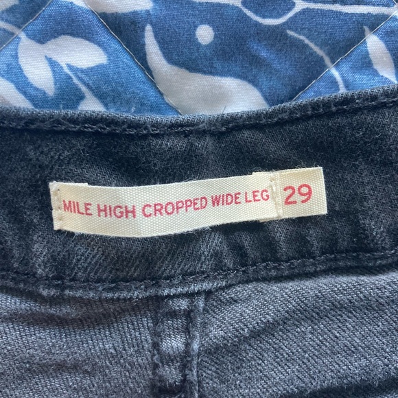 Levi’s Mile High Cropped Wide Leg Black Jeans Women’s size 29 - Picture 4 of 9